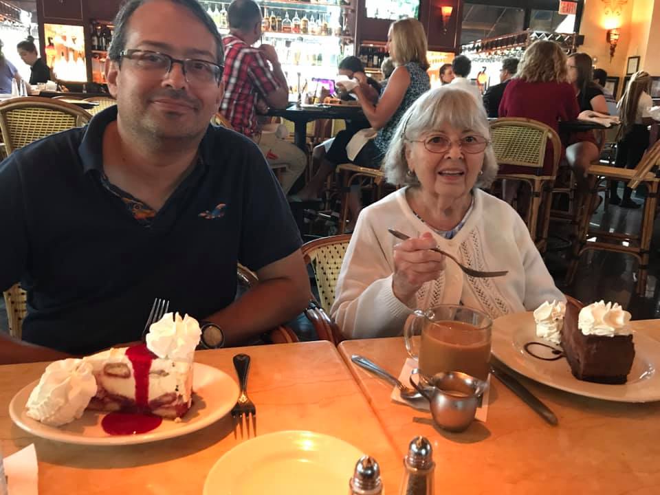 Christopher and Janet with cheesecake